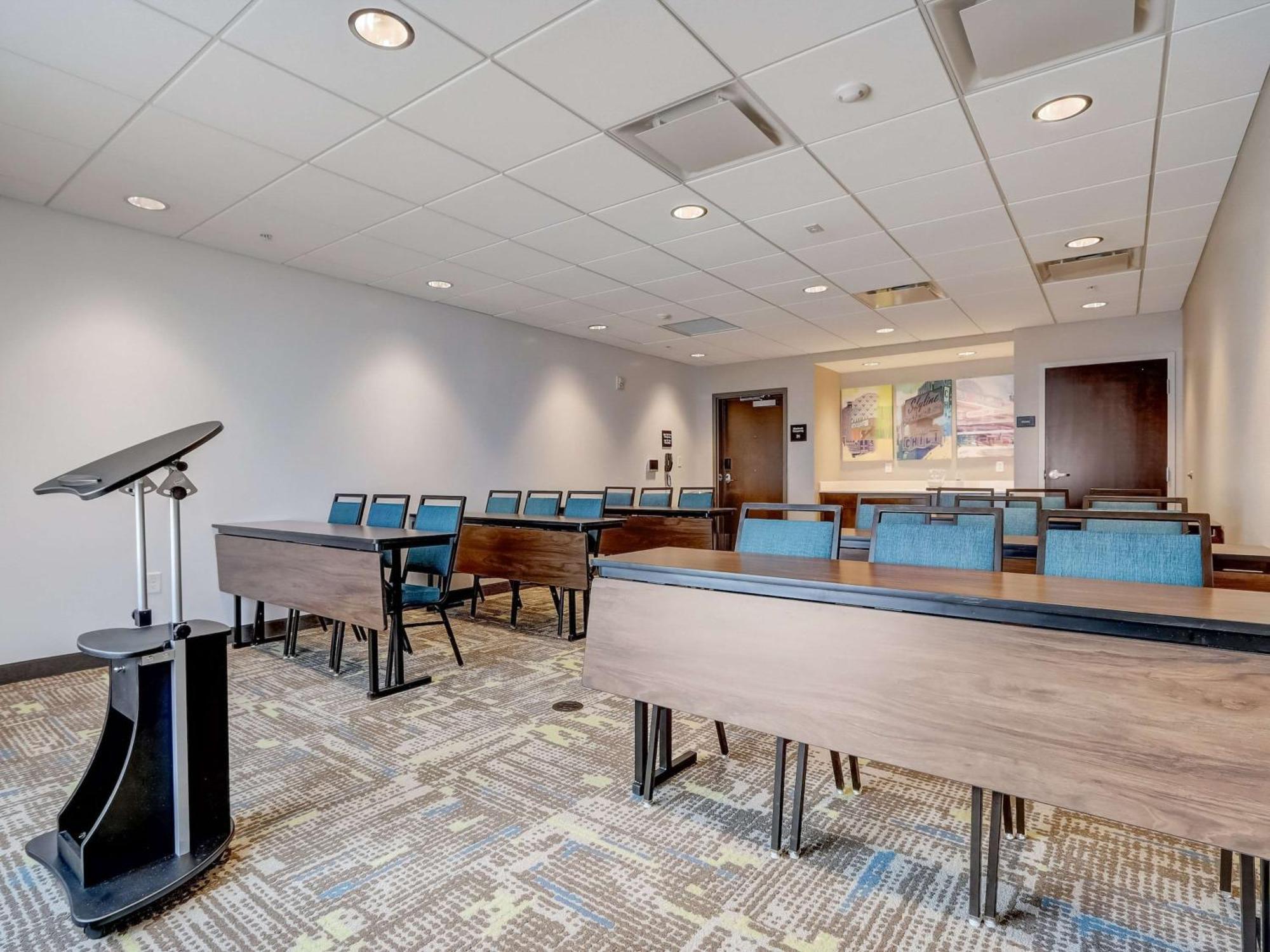 Hampton Inn & Suites Cincinnati Midtown Rookwood Dış mekan fotoğraf
